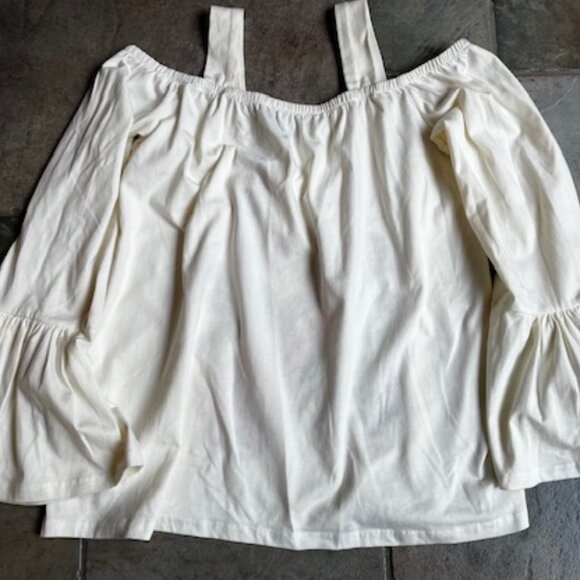 VaVa by Joy Han Embroidered Bird and Flowers Bell Sleeve Top Boho Off Shoulder - Picture 6 of 8